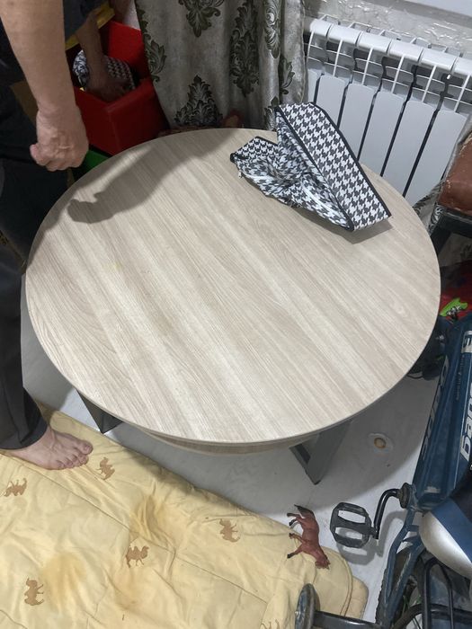 Стол журнальный