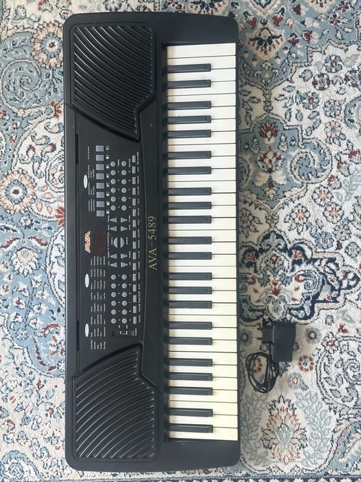 Синтезатор AVA-5489