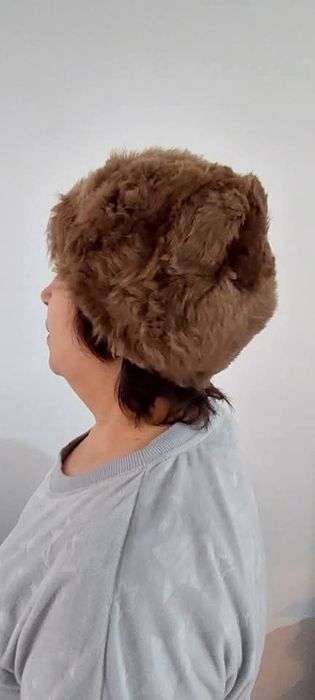 Шапки и каскети.