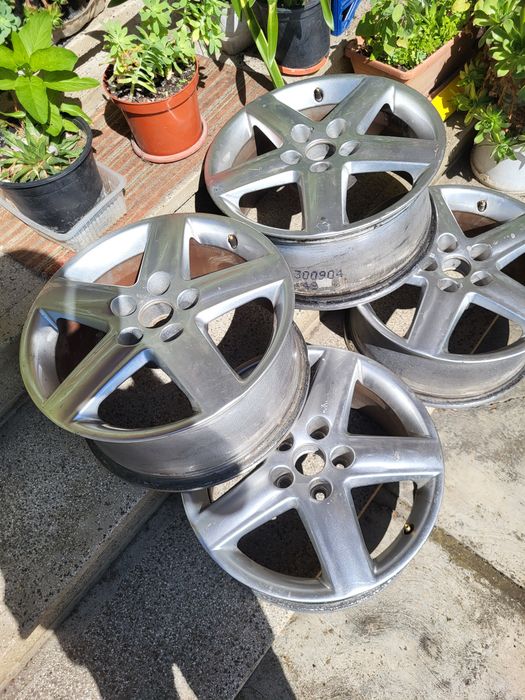 Vând jante audi 17'
