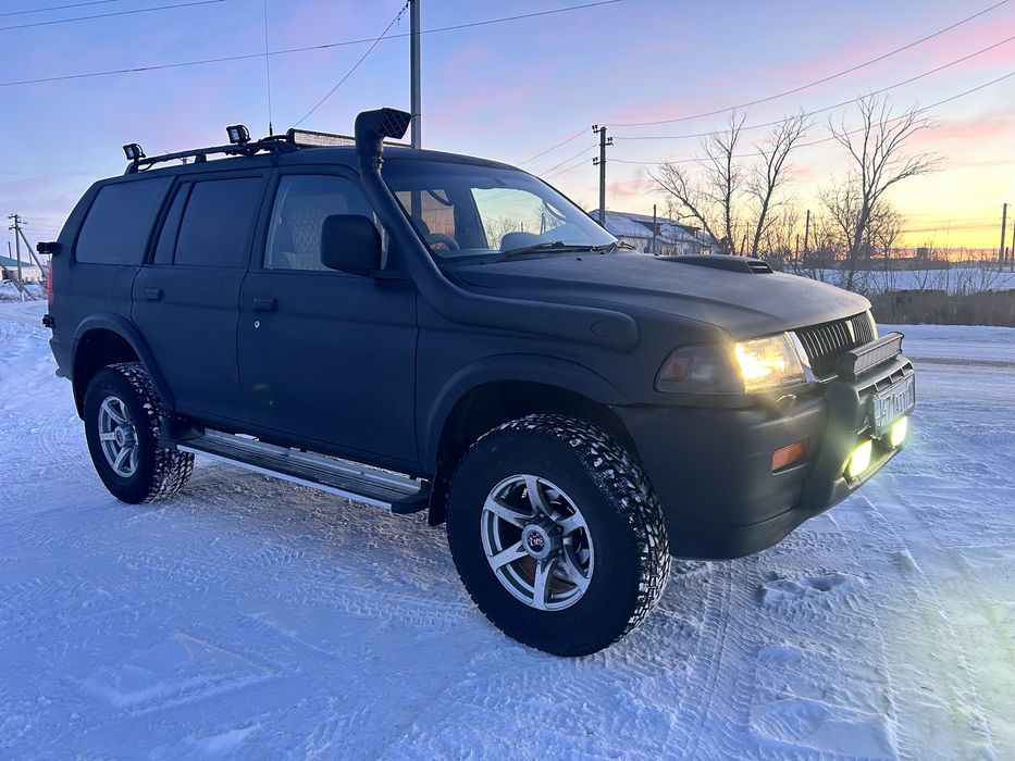 Mitsubishi Chellenger  продам