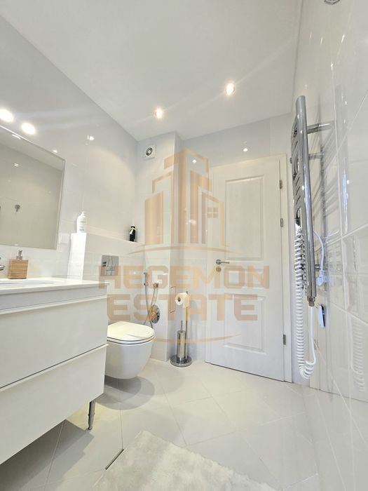 Дава се под наем Двустаен апартамент в к.к. Св.Св. Константин и Елена - 77 кв.м за 800 € - Снимка #10