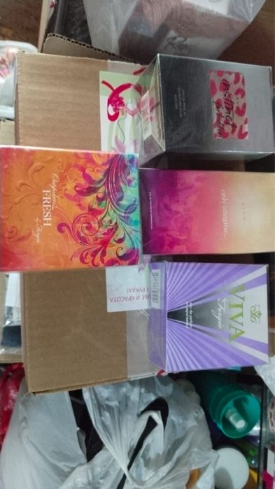Снятые парфюмы Avon