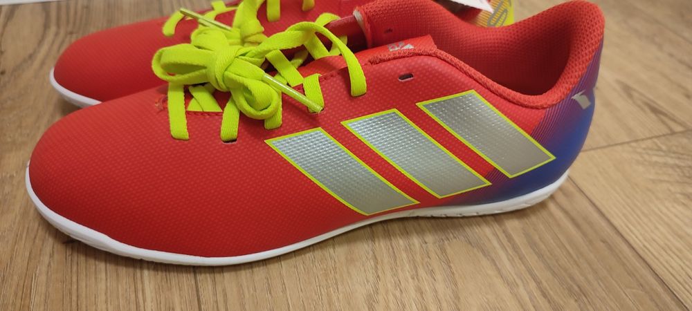 Adidas  нови маратонки