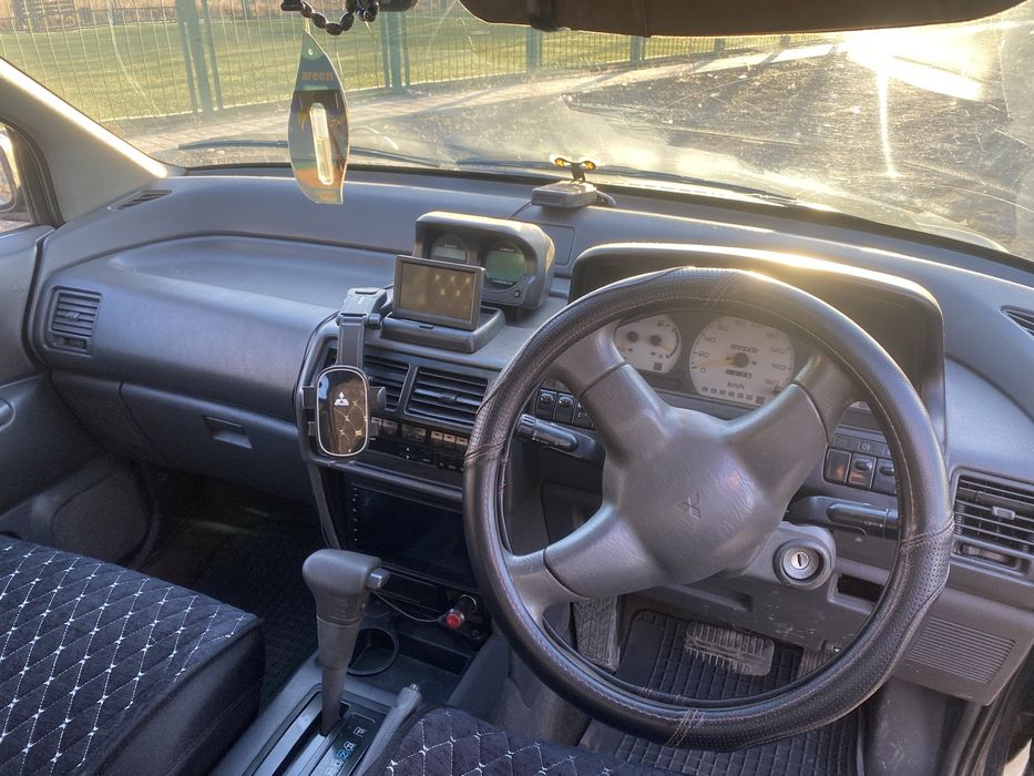 Продам Mitsubishi RVR