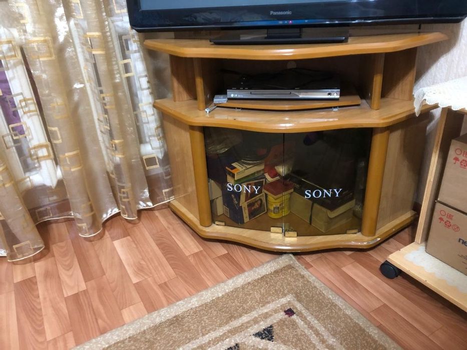 Продам срочно мебель