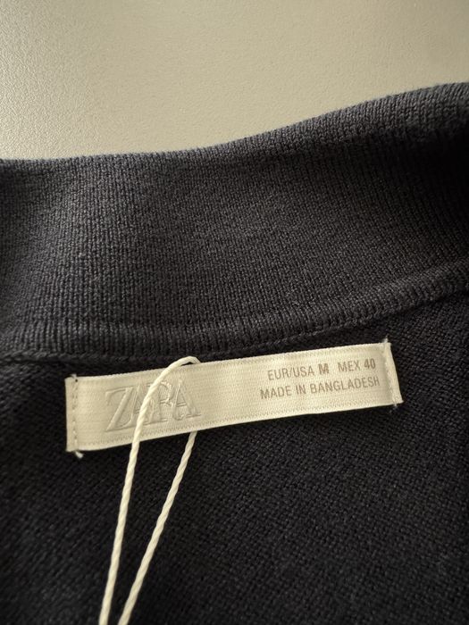 Темно-синия поло Zara