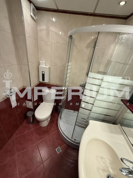 ТОП! Тристаен обзаведен апартамент под наем в района на ХЕИ, гр. Варн