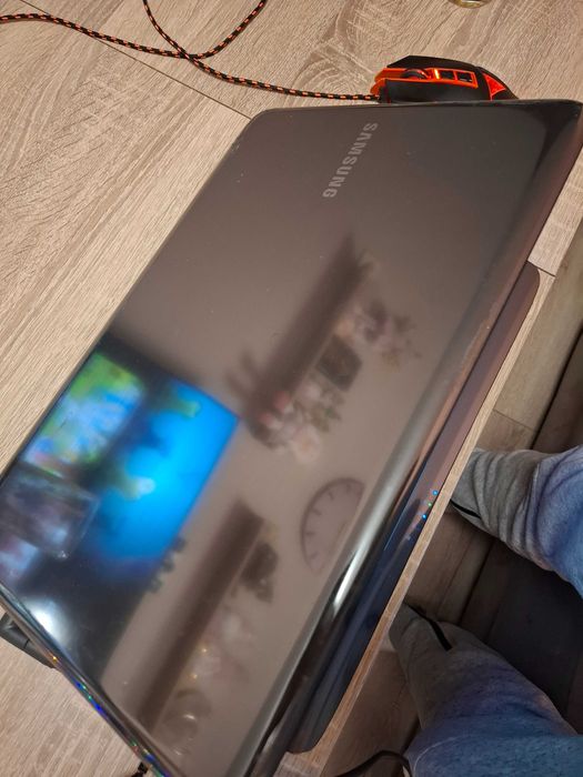 Лаптоп Samsung 15.6