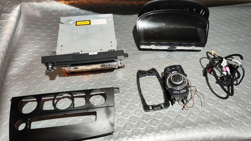 CIC навигация за БМВ е60 / е61