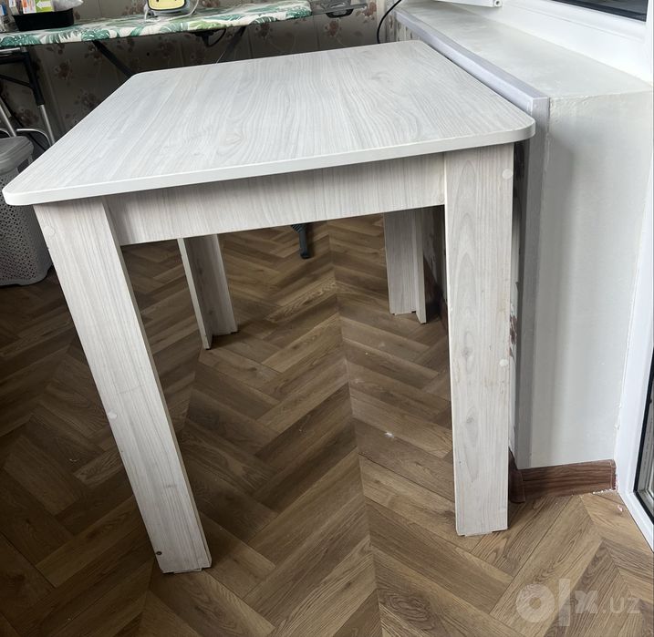 Стол для  кухни  дачи