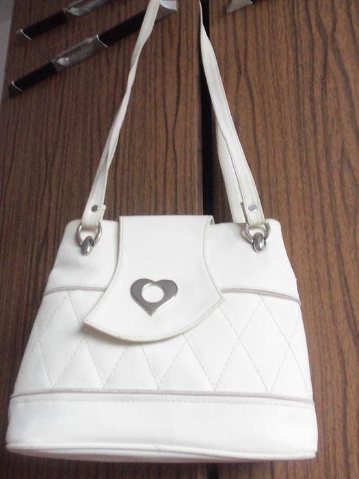 Дамска кожена чанта