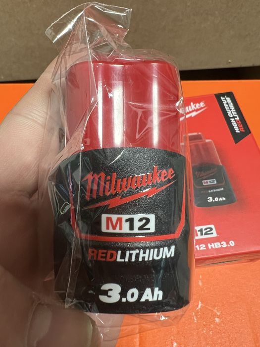 Acumulatori milwaukee 3Ah