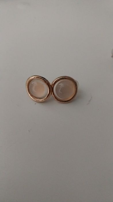 Продам серьги бижутерия