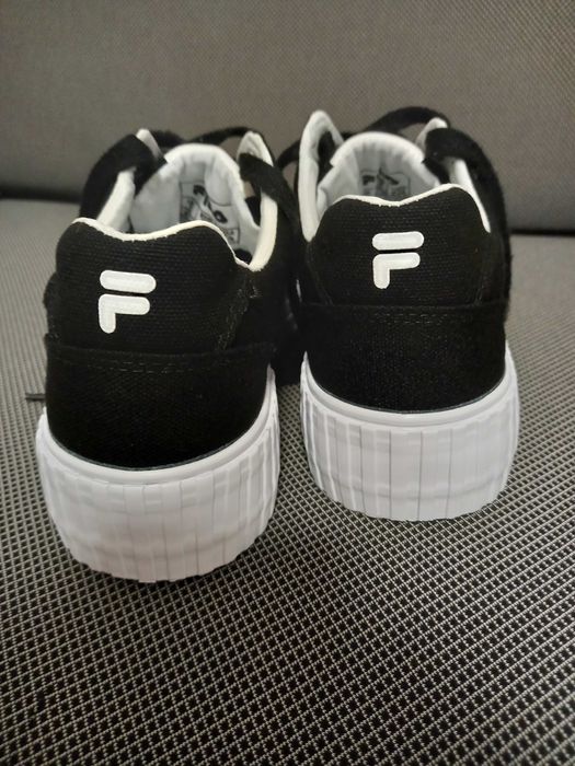 Tenesi Fila talpa groasa