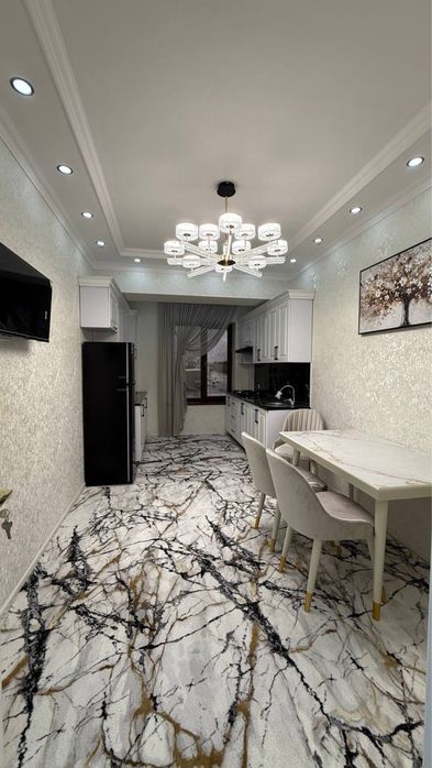 Продается 3 ком. Квартира площадью 83 кв.м. В Согдиане ор. Париж