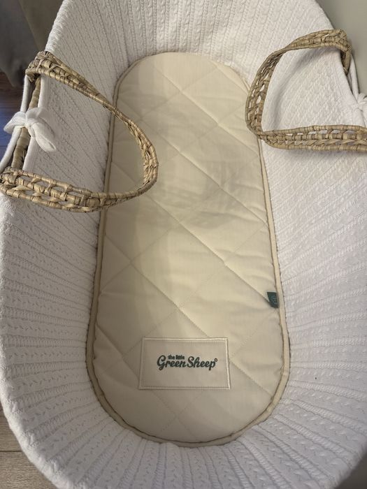 кош за новородено / Moses basket The Little Green Sheep
