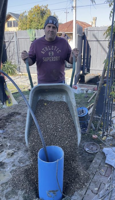 Foraje puturi apa adancime mica(max 30m) teava pvc albastra