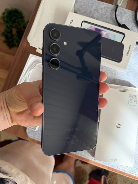 Vand Galaxy A55 5G impecabil ca nou