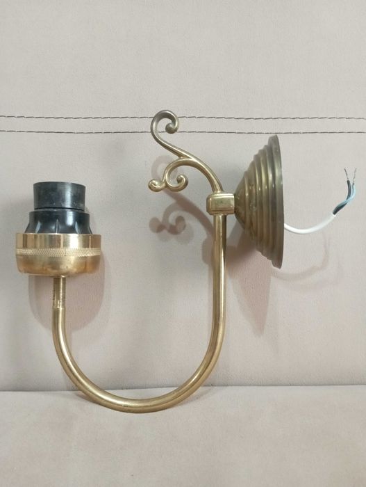 Полилей полилеи лампа лампи