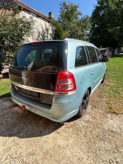 Opel zafira B 1.9 DTH Sport