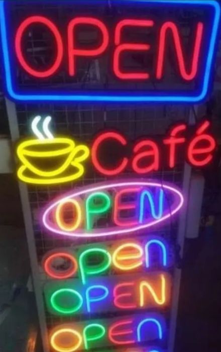 Табличка неоновая.