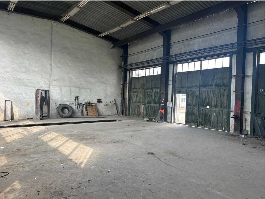 Авторемонтна работилница/Цех-681 м2, ЗПЗ