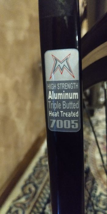 Спортивный HB 300D