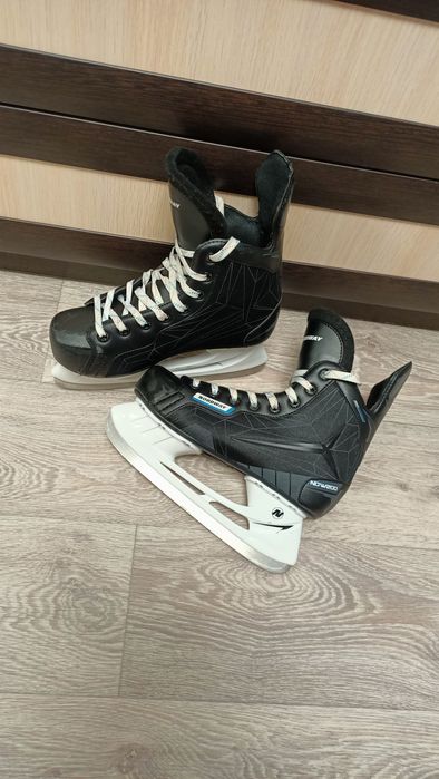 Коньки хоккейные