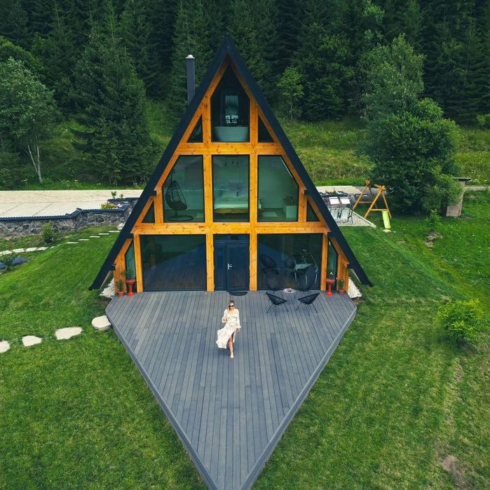 Vand cabane din lemn
