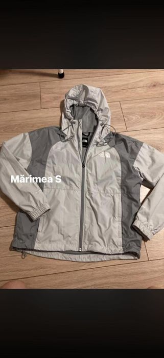 Vând lot haine  mărimea s