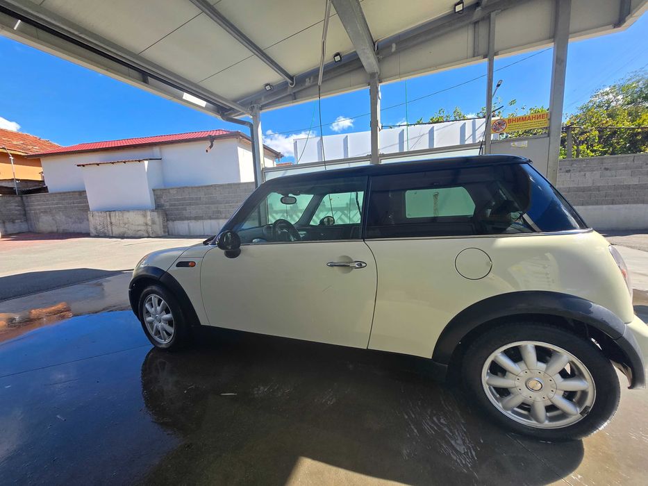 Продава се Mini One