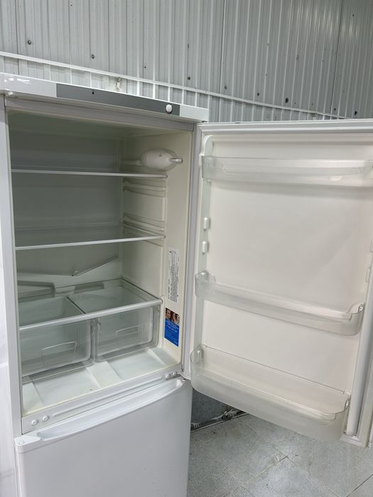 Продается Холодильник Indesit