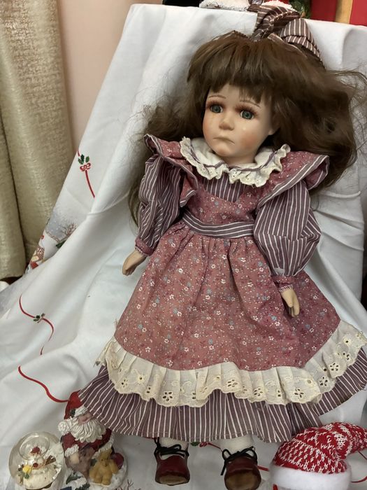 Порцеланови кукли