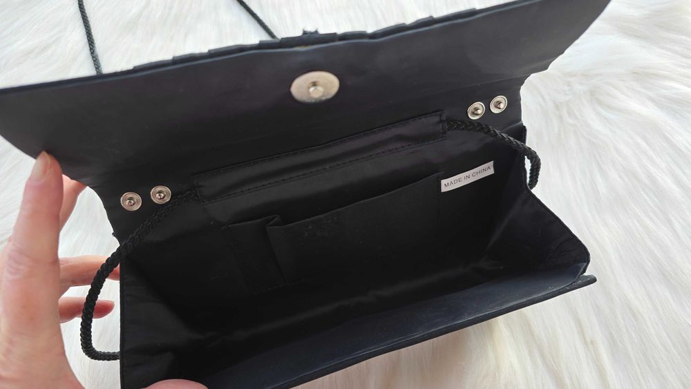 Дамска чанта клъч черен сатен с камъни и дълга дръжка