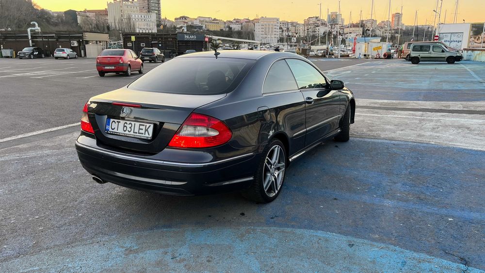 Mercedes-Benz CLK 320 CDI Avantgarde | 2009 | Pillarless Coupe | Istoric Service Germania