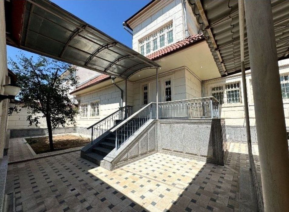 8 ком М.Улугбек ИНХА Дома аренда