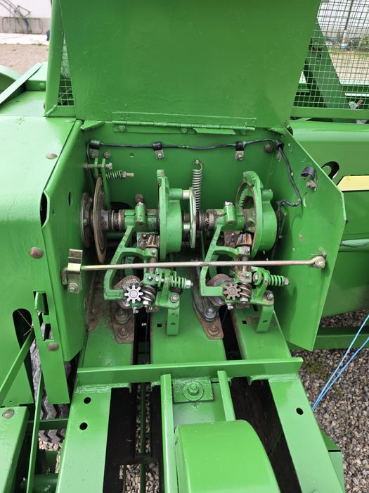 Presa de balotat balotiera john deere 349 an 2009