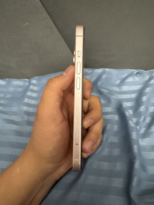 iPhone 15 хорошо состояние