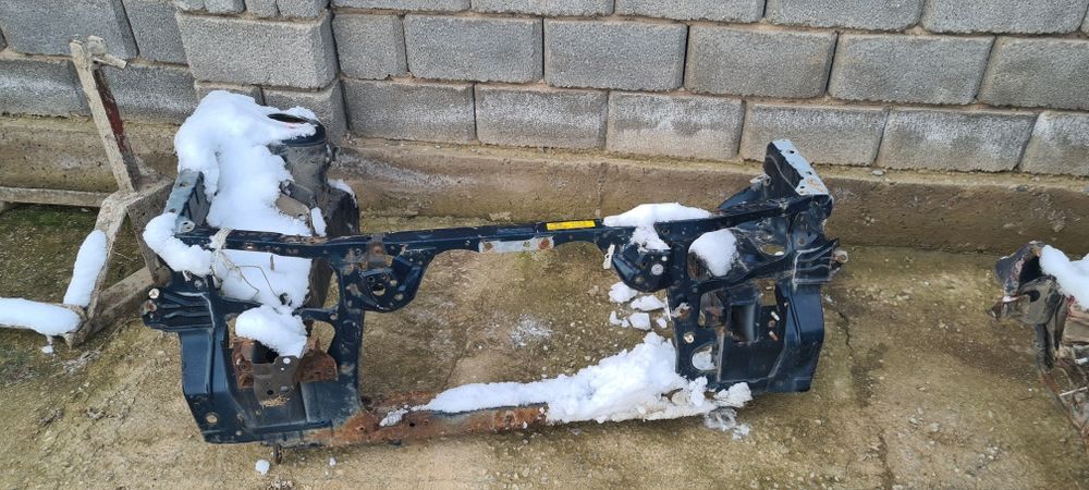 Мазда кронос крыло