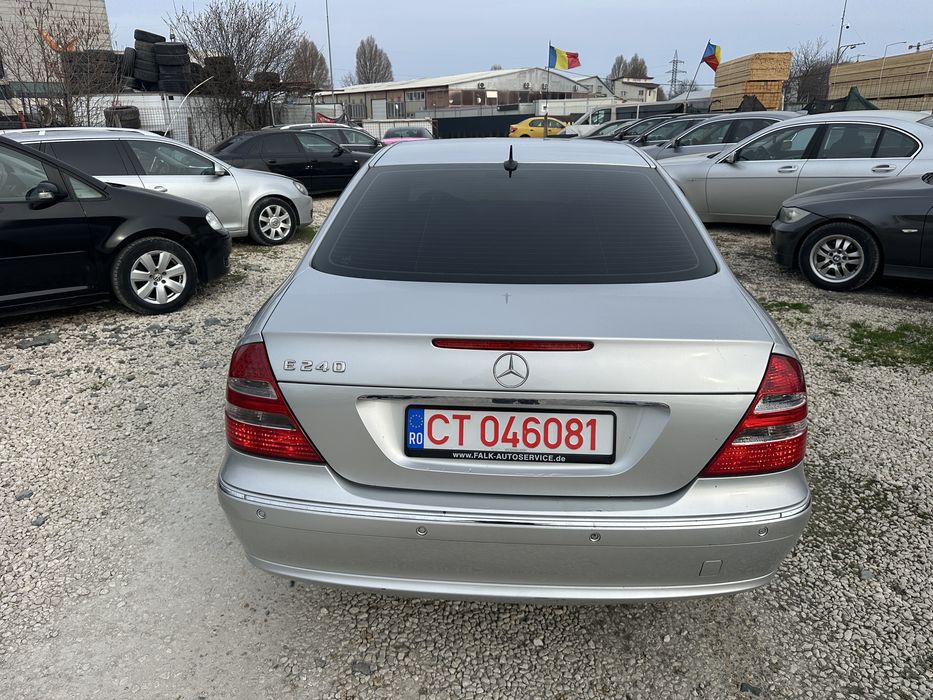 Mercedes E240i/2005/Tiptronic/Clima/Navi/Piele-1.990€