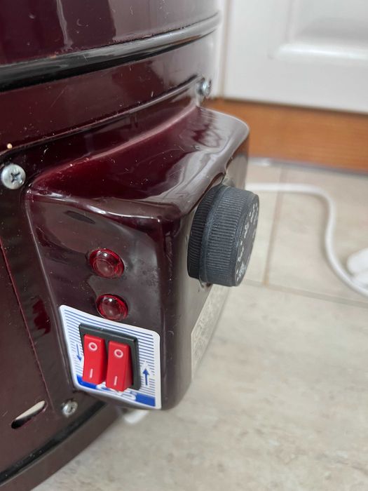 Електрическа пещ за Пица 1.4KW-50см.