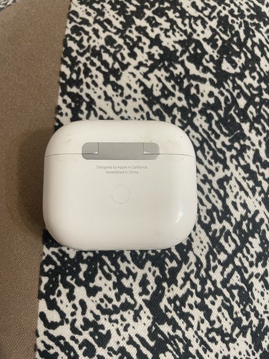 AirPods 3