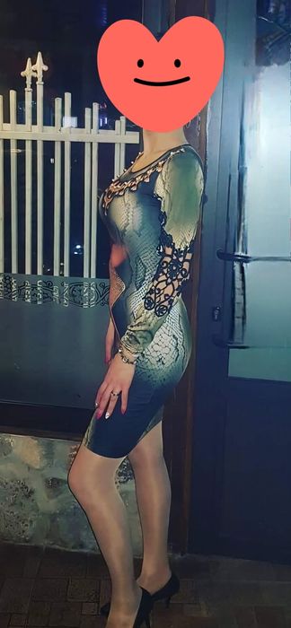 Рокля с рязана бродерия