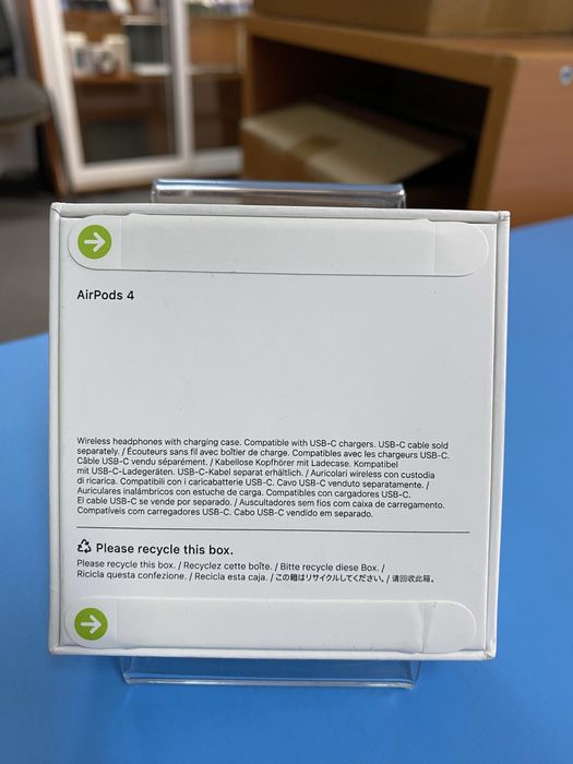 Apple AirPods 4 Sigilate, Garantie 12 luni | Lensun