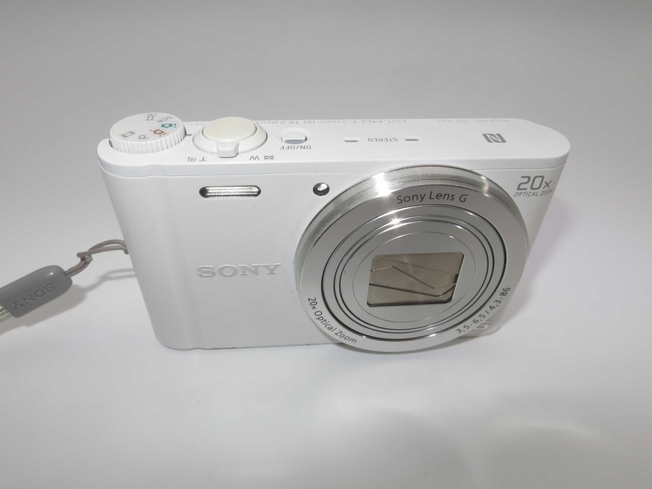 Sony Cyber-Shot W350 ултра компактен цифорв фотоапарат, дигитална камера в бял цвят, FULL HD видео, 20х оптичен зум, като НОВА, работи отлично!