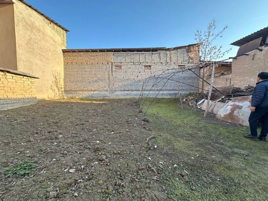 Уй ер хисобида сотилади