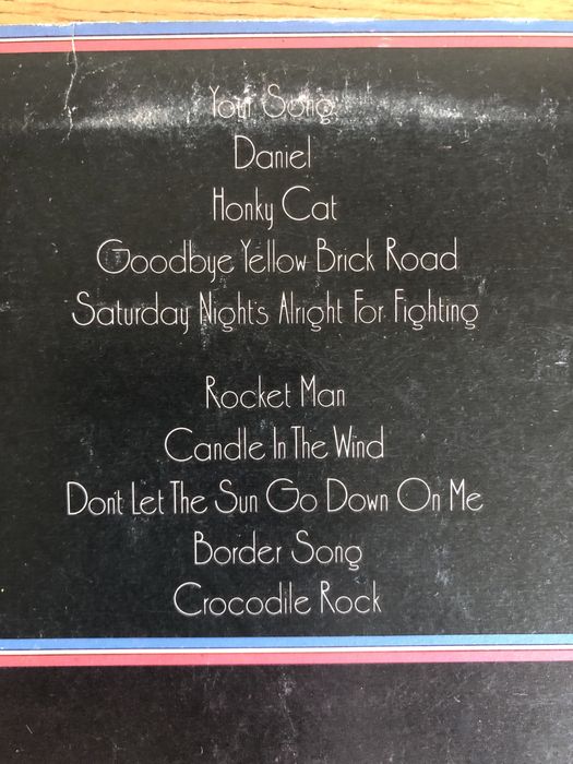 Винилова плоча на Елтън Джон И други плочи….