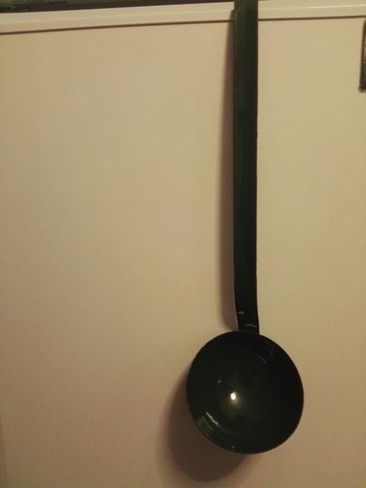 Ретро голям черпак в зелен цвят с дълга удобна дръжка 30 см и 0,230мл