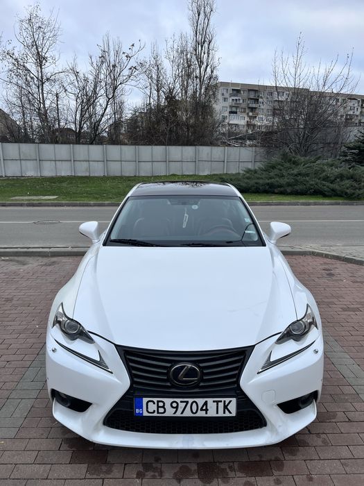 Lexus Is300h сменена батерия